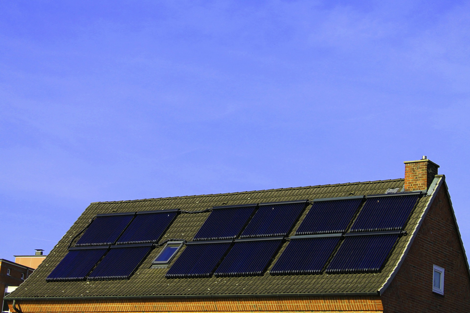 Abb. 1: Solaranlage auf einem Hausdach